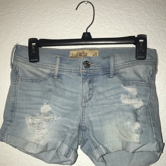 Shorts - Picture 1 of 2